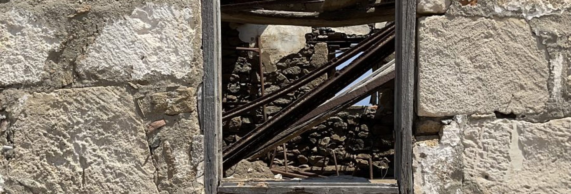 BLK_SNFPHI_03-900x1200