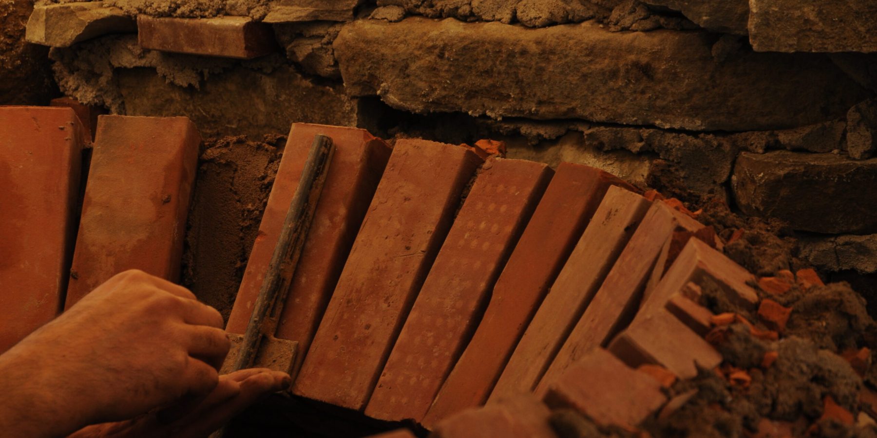 Bricklaying in the oven dome_SH